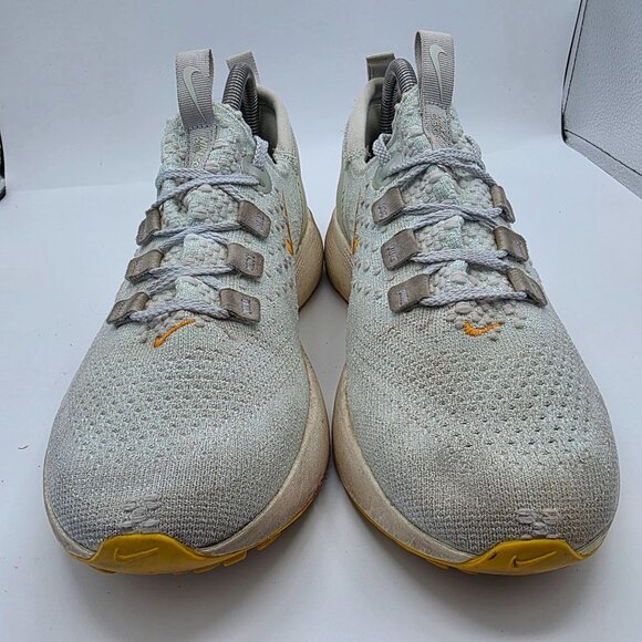 Nike React Escape Run Women Size 9 Running Shoes Barely Green DC4269 300 - Picture 2 of 13